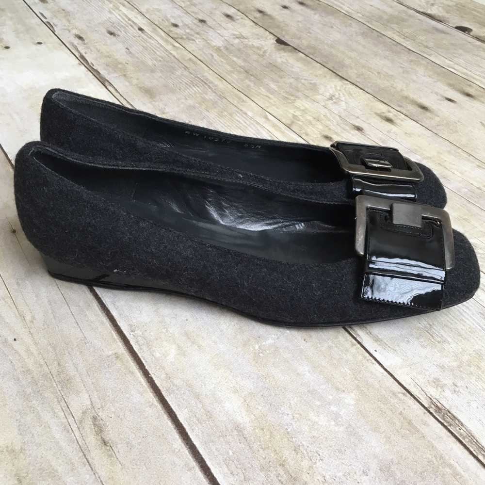 STUART WEITZMAN Gray Wool Buckle Square Toe Flats